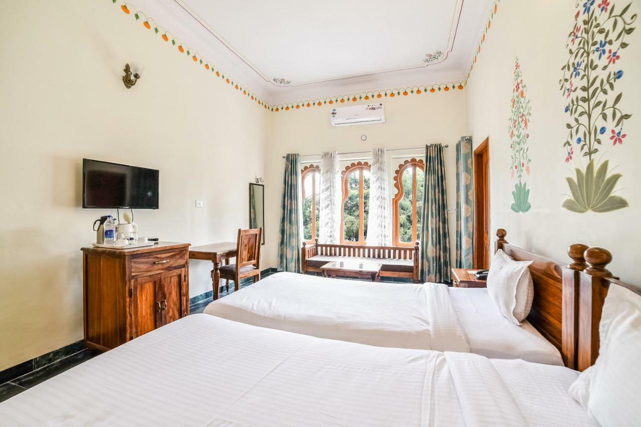 Hotel Jaisingh Garh By Innovating Hospitality Udaipur Extérieur photo
